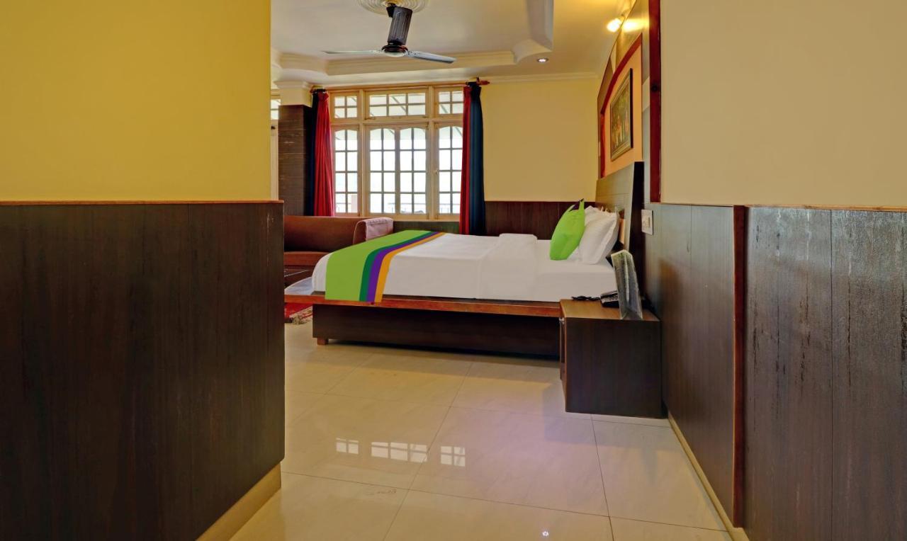Sky Pie Hotel Dharamshala Esterno foto